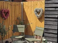 Cottage - Sleeps 4 - Pets Ok - Garden - Parking Hotels in Middlewich