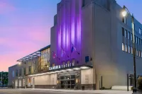 Cambria Hotel Detroit Downtown Hoteles en 