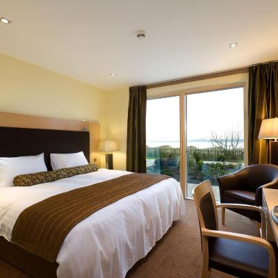 Premier Deluxe Room The Bay Hotel Promo Code