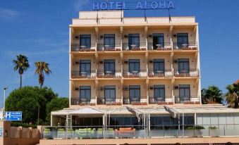 Hotel Aloha - Housity