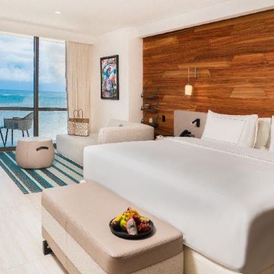 Corner Ocean Front King Room Hilton Cancun, an All-Inclusive Resort Promo Code