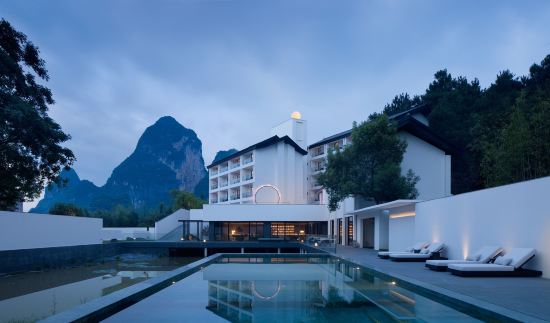 Jora hotel by Li River, Yangshuo