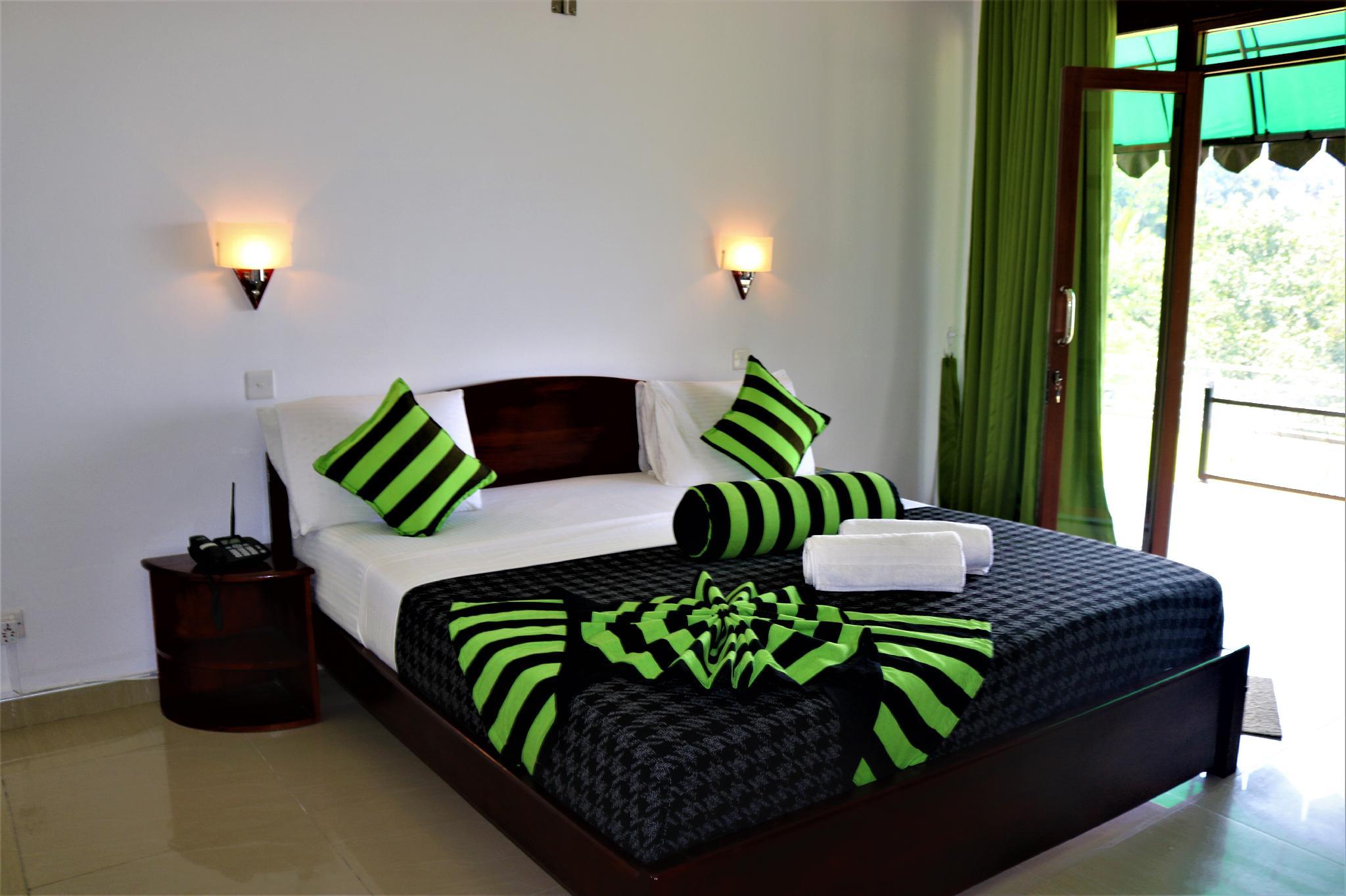 Standard Double Room with Mountain View