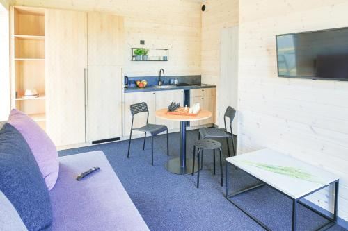 带阳台的四人房