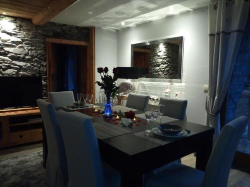 两卧室公寓-设有spa浴缸和桑拿浴室