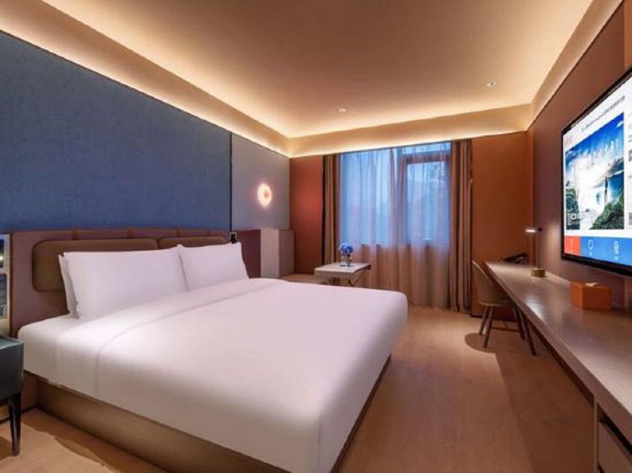 加州陽光大床房【小冰箱+電視投屏】