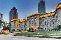 Drury Plaza Hotel Cleveland Downtown Hôtels à : 