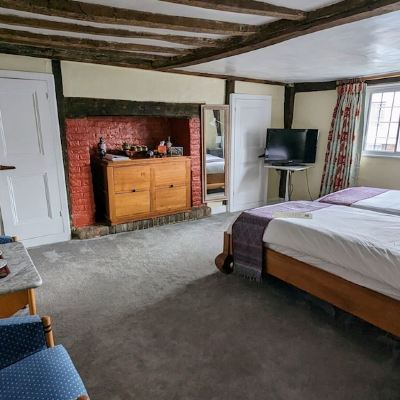 Double Room, Ensuite (Front Room)