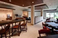Holiday Inn Express & Suites MANHATTAN by IHG