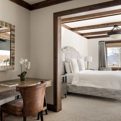 The Cascade Residence Four Bedroom Slopeside (4 Kings) Four Seasons Resort Jackson Hole Promo Code
