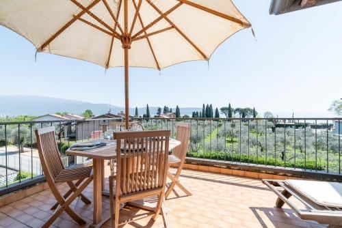 湖景三卧室公寓