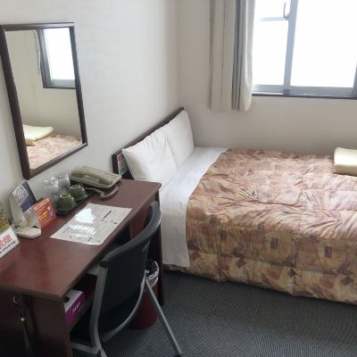 西洋風スタンダードダブルルーム(喫煙) グリーンホテル下関 クーポン