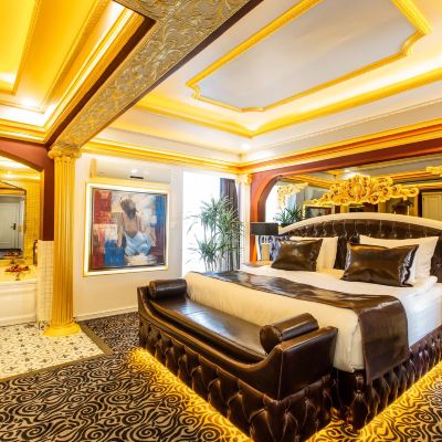 蜜月按摩浴缸套房 安達盧瑟優雅套房酒店優惠