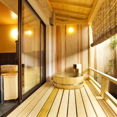 ゲストルーム(ご利用人数3名)(バスルーム) つなぎ温泉 湯守 ホテル大観 クーポン