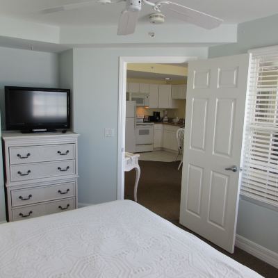 Apartment, 1 King Bed, Partial Ocean View Edison Beach House Promo Code