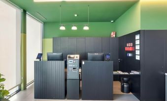 B&B HOTEL Famalicão - Housity