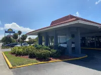 Days Inn by Wyndham Stuart, FL