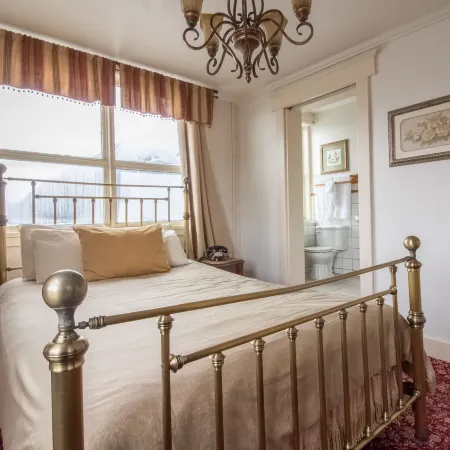 Van Gilder Hotel Отели в г. Сьюард