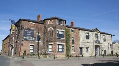 Wynnstay Arms, Ruabon, Wrexham Hotels in 
