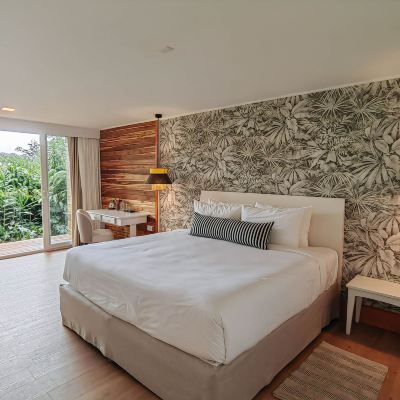 Toucanet Downstairs Rooms - 1 King Bed Monteverde Lodge & Gardens Promo Code