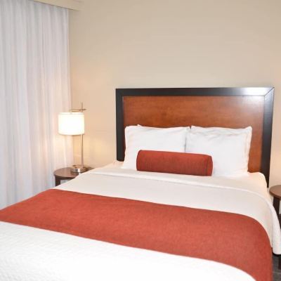 Studio Rosedale Condominiums Promo Code