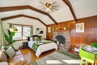 1 Mi to Downtown Salem: Studio w/ Fire Pit Access
