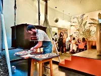 Avenue Hostel & Suites Hotele w: 
