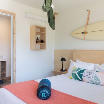 Single Queen Loge Westport Promo Code