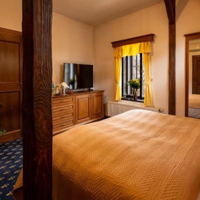 Premium Room Gold Promo Code