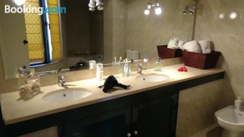 双卧室码头景致公寓