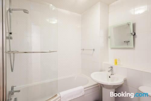 两居室公寓-88阿尔比恩街，G1 1 Dn