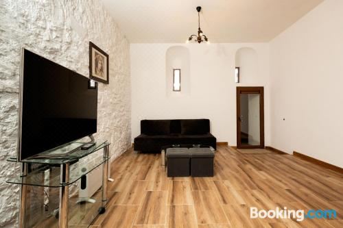 带露台一室公寓