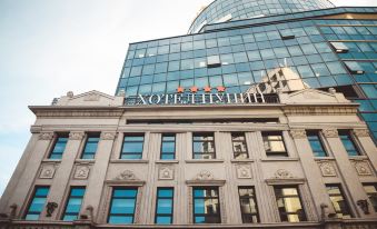 Hotel Pupin Novi Sad - Housity