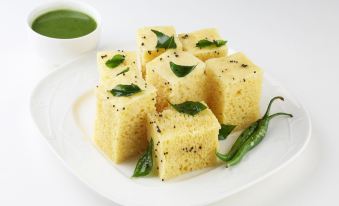 OYO 3788 Sadbhav Hotel - Housity