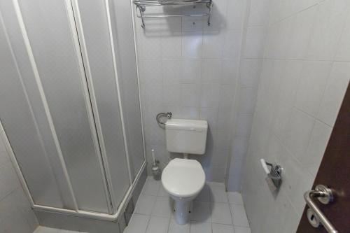 双人间（2位成人+1位小童）