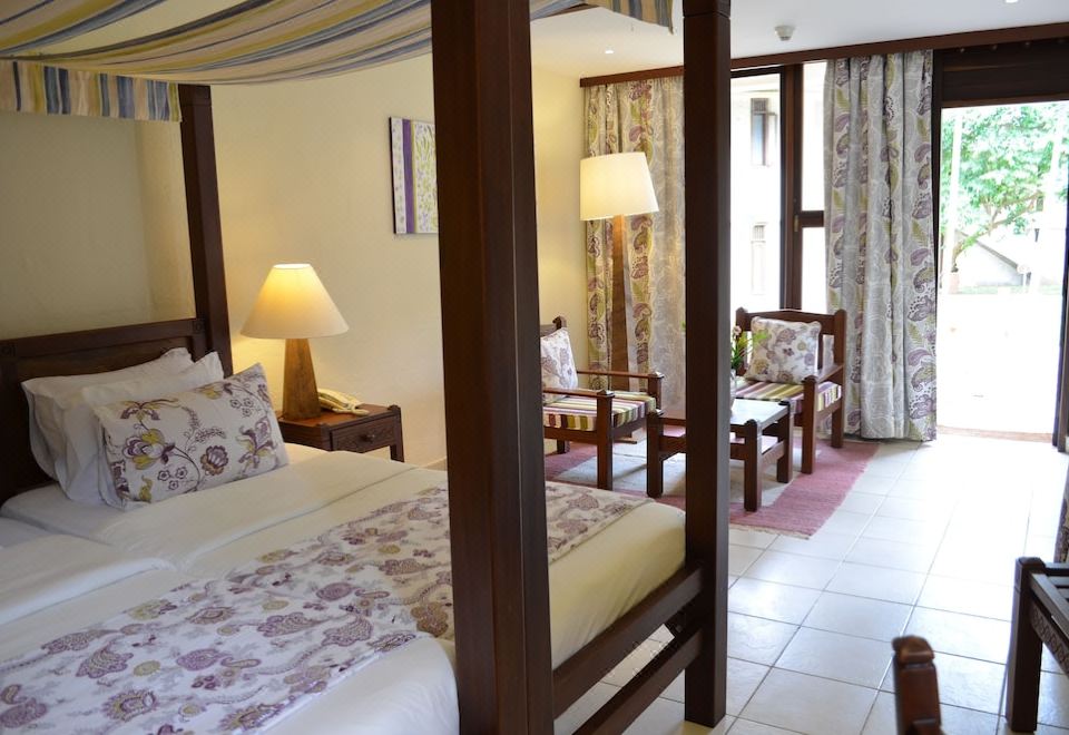 雙人或雙床房享有園景