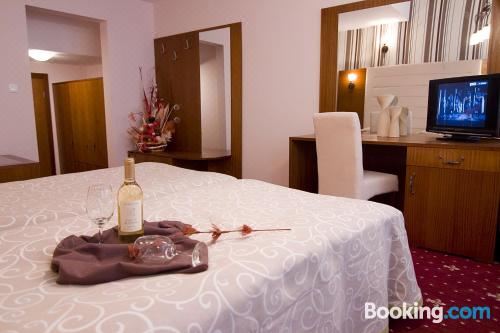 豪华双人或双床间 - 带免费停车位