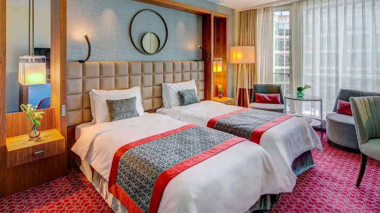Fairmont Grand Hotel Geneva Room
