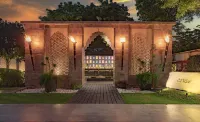 Courtyard by Marriott Agra  호텔