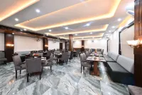 Click Hotel Narayana