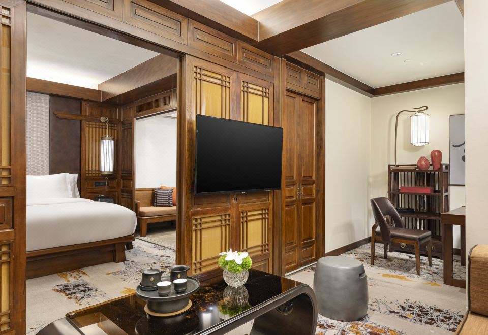 InterContinental Lijiang Ancient Town ResortPrivilege Queen Room