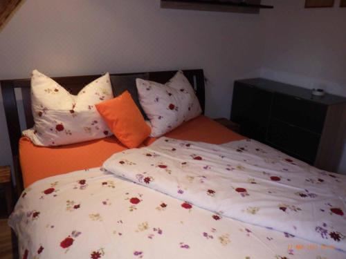 AuszeithofTwo-Bedroom Apartment