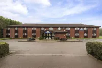 Days Inn by Wyndham Bridgend Cardiff M4 Отели в г. 