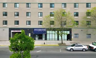Highbridge Hotel - Housity