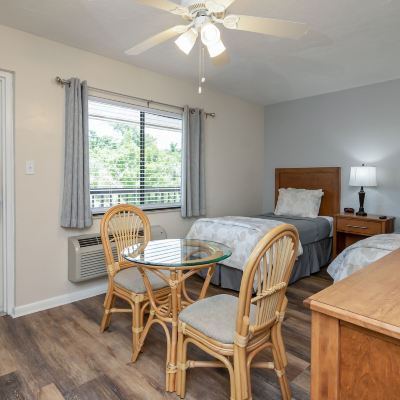 Standard Room, 2 Twin Beds The Fairways Inn of Naples Promo Code
