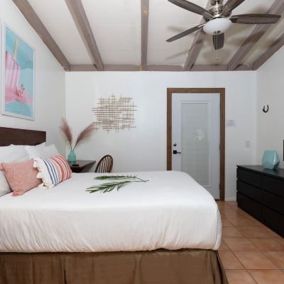 Classic Queen Room Float Palm Springs Promo Code