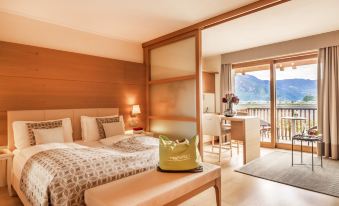 Art & Design Hotel Napura - Housity