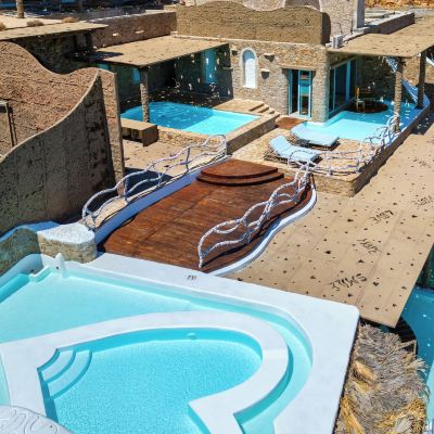 Alpha Love Heart Pool Suite Calilo Promo Code