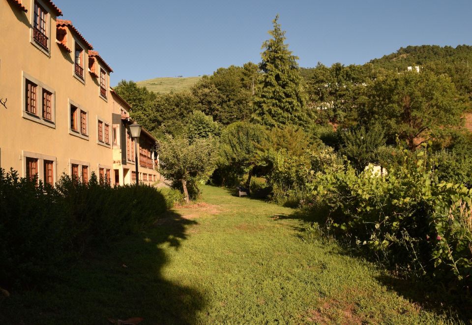 Hotel Quinta Do Crestelo Aparthotel, Exterior, Garden