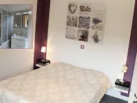 Hotel de la Gare Hotels in Meuse